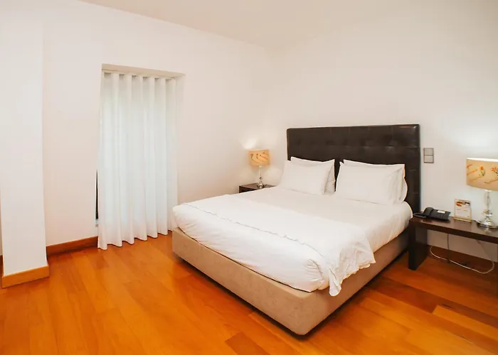 农家乐 Eirado 卡德拉斯